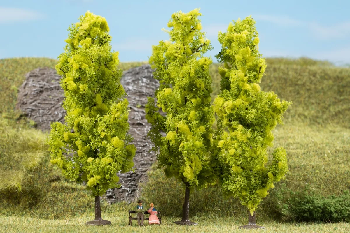 Auhagen - Lombhullató fák világoszöld 15 cm